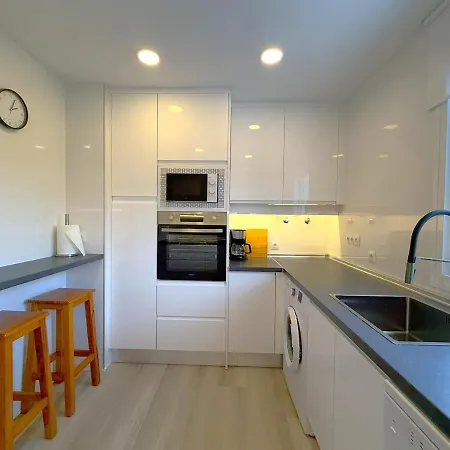 Stylish & Sunny With Pool Apartment Fuengirola