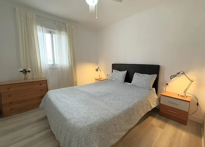 Stylish & Sunny With Pool Apartment Fuengirola